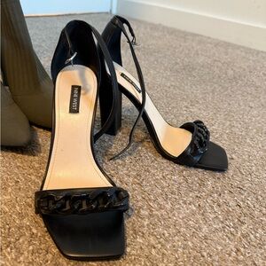 Nine West Black Chain Accent Heels